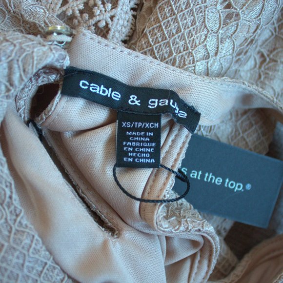 Cable & Gauge | Beige Sleeveless Blouse - Picture 8 of 9